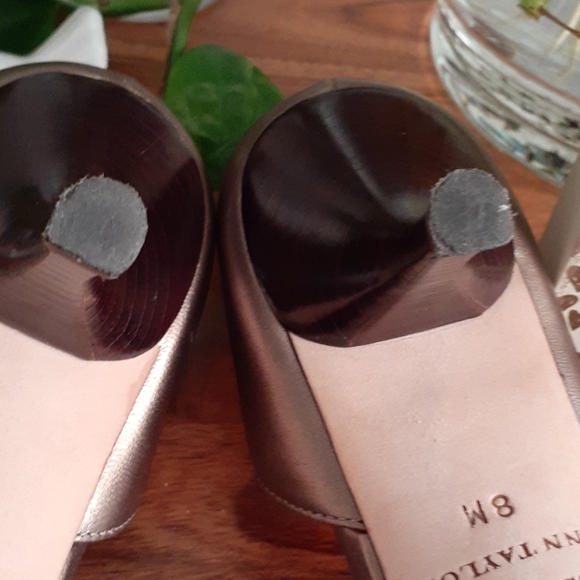 ANN TAYLOR SHOES - Picture 4 of 8